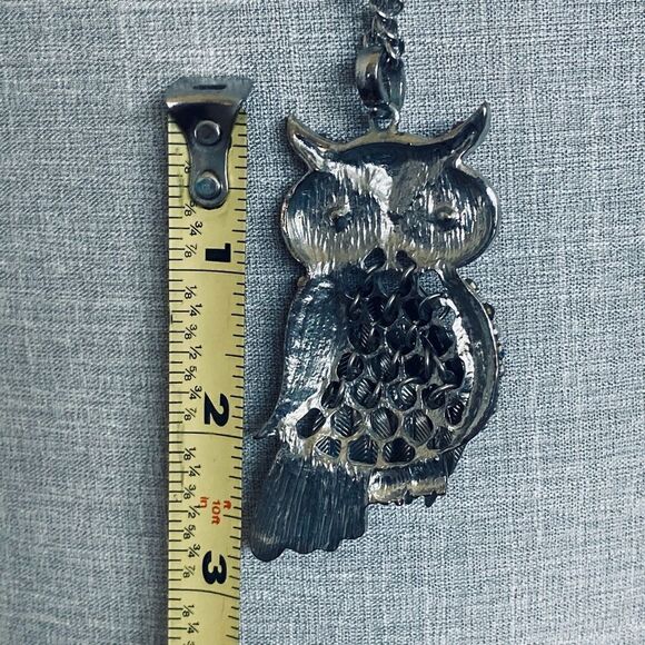 Crystal Silver Owl Necklace Pendant - Picture 3 of 4